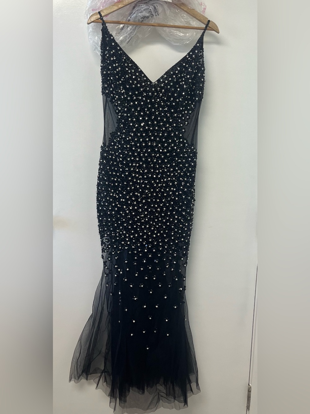 Like new Elegant Black Beaded Mesh Evening Dress